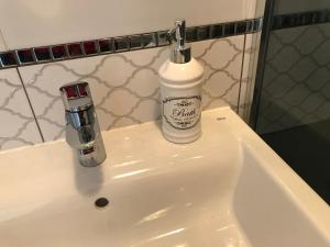 Kúpeľňa v ubytovaní Apartament Rodzinny S10