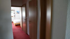 Ένα ή περισσότερα κρεβάτια σε δωμάτιο στο Apartment Köll