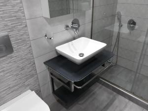 Koupelna v ubytování Meltemi Villa + 33 fotografií