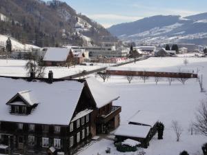 B&B Hofstetter during the winter