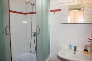 Et badeværelse på O Pyrgos Accommodations