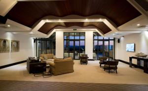 A seating area at Ramada Resort by Wyndham Bodrum