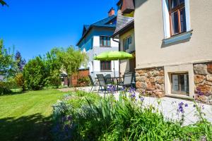 Zahrada ubytování Apartmány pod klášterem + 11 fotografií