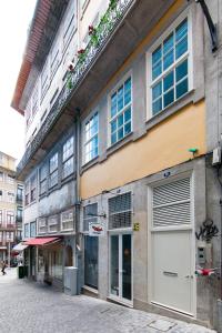 Photo de la galerie de l'établissement Citybreak-Apartments Caldeireiros, à Porto