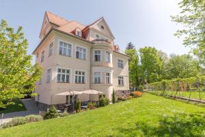 Vonkajšia záhrada v ubytovaní Boutique Hotel Villa Beatika