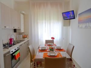 A kitchen or kitchenette at Palazzina del sole
