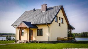 Budova, kde se prázdninový dům nachází + 22 fotografií
