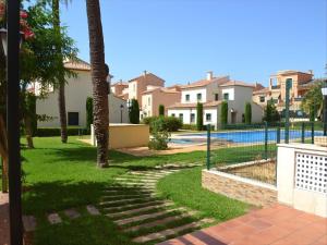 Bazén v ubytování Apartamento Jardines del Mar nebo v jeho okolí