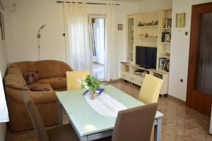 Gallery image of Apartment Lucy in Bajčići