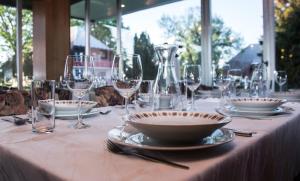 Reštaurácia alebo iné gastronomické zariadenie v ubytovaní Fontána Lipno