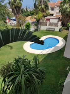 Vonkajšia záhrada v ubytovaní Beach and golf apartament