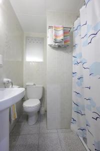 Koupelna v ubytování Hostal L'Alba