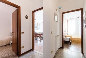 Łóżko lub łóżka w pokoju w obiekcie Prince Apartments