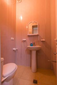 Ванная комната в Meidani Guest house