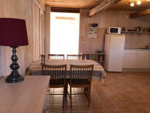 Kuchyň nebo kuchyňský kout v ubytování Strågården Nyord + 24 fotografií