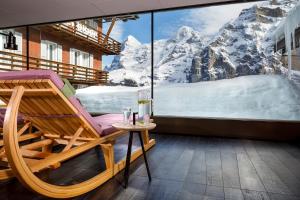 Nespecifikovaný výhled na hory nebo výhled na hory při pohledu z hotelu