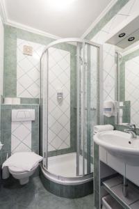 Koupelna v ubytování Hotel Pass Lueg