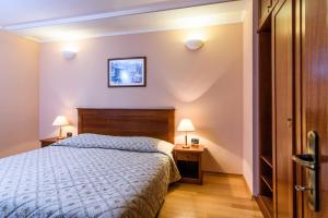 เตียงในห้องที่ Apartment Villa Lavandula - Swimming pool view +31 ภาพ