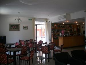 Lounge nebo bar v ubytování Hotel Liliana