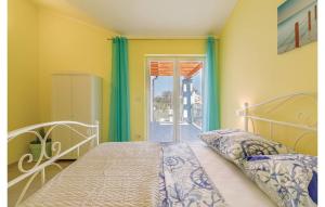 Ένα ή περισσότερα κρεβάτια σε δωμάτιο στο Villa Peroj 1525 +23 φωτογραφίες