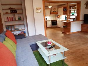 Kuchnia lub aneks kuchenny w obiekcie Ferienwohnung Langwallner