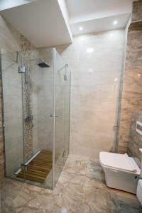 CENTAR Lux的一间浴室
