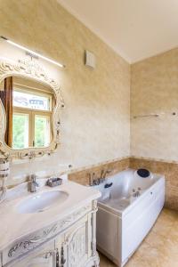 Posteľ alebo postele v izbe v ubytovaní Karlsbad Prestige