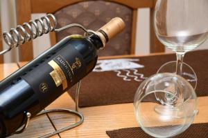 Ποτά στο Apartment 36