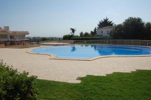 Piscina en o cerca de Villa Aguia