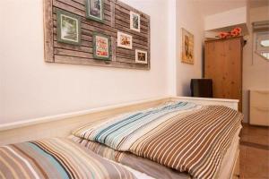Postel nebo postele na pokoji v ubytování Apartments Mediteranea