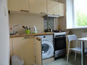 Majoituspaikan Quiet Center Apartment Arena Riga FREE PARKING keittiö tai keittotila