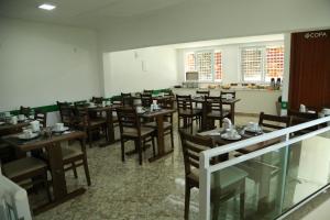 Kaluff Hotel餐厅或其他用餐的地方