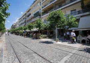 Foto da galeria de Attractive Flat near the Acropolis Museum & Metro Station by Athenian Homes em Atenas