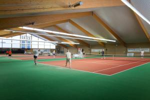 Tennis und/oder Squash in der Unterkunft Sporthotel Wernigerode oder in der Nähe