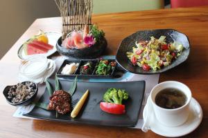 Makanan di atau berdekatan hotel