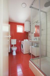 A bathroom at Villa Stina