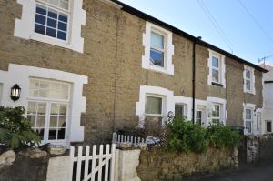 Hoone, kus puhkemaja asub