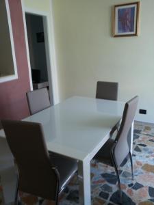 Fotografia z galérie ubytovania Conte Romita Apartment v Albe