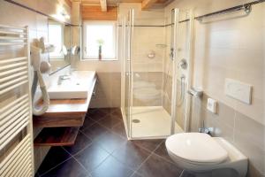Koupelna v ubytování Astor Suites B&B