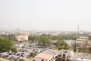 Cảnh Abuja hoặc tầm nhìn thành phố từ khách sạn