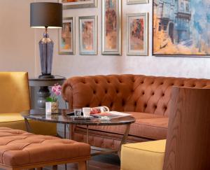 A seating area at Millennium Istanbul Golden Horn