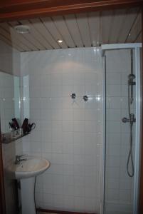 Ванна кімната в Residence De La Tour Paris-Malakoff