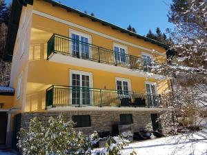 Budynek, w którym mieści się apartament