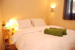 Uma cama ou camas num quarto em Muchnik Farm- Desert Bar
