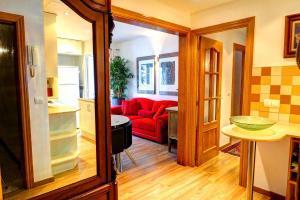 Posezení v ubytování Olivia Apartment by Hello Homes Sitges