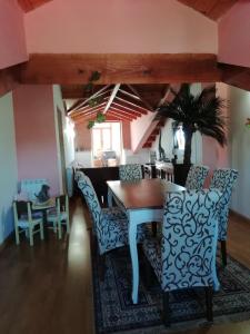 Posezení v ubytování Boleta A 5 minutos de León, casa con jardín + 37 fotografií