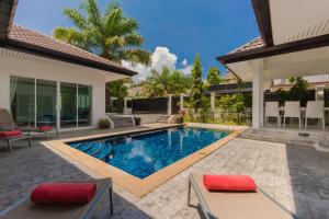 Πισίνα στο ή κοντά στο Chalong - 4 Bedroom Private Pool Villa - Phuket