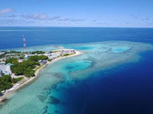 Vedere de sus a Noovilu Suites Maldives