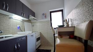 Kuchyň nebo kuchyňský kout v ubytování Haus Tanja