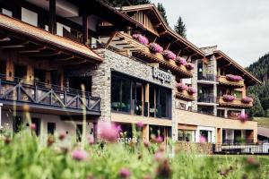 Budova, v ktorej sa hotel nachádza